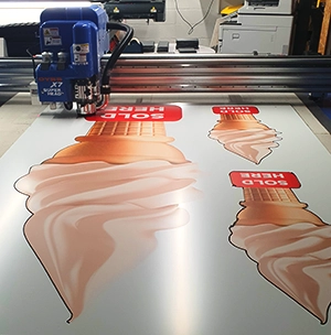 Cutting Aluminium Composite Material (ACM) with a DYSS X7 